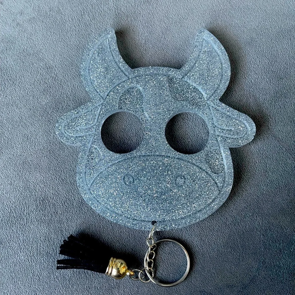 ππHPππ Handmade Cow/Bull Safe Keychain - Picture 1 of 7